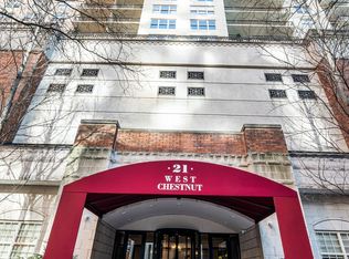 21 W Chestnut St APT 1403, Chicago, IL 60610