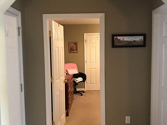 2nd image of 256 Jacklin Dr
