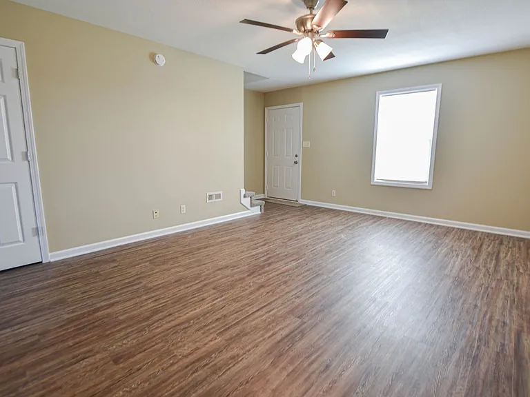 1030 W Creek Coyote Trl — Photo 4