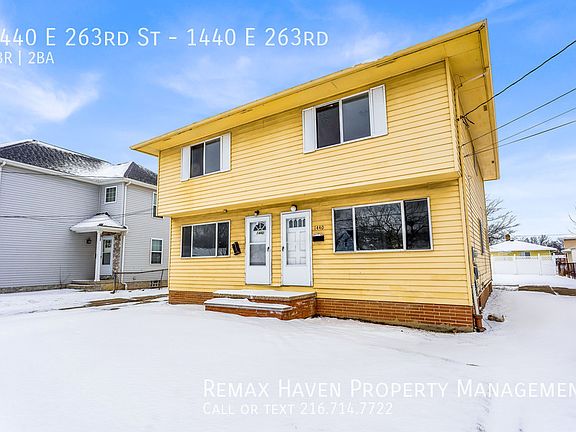 3rd image of 1440 E 263rd St