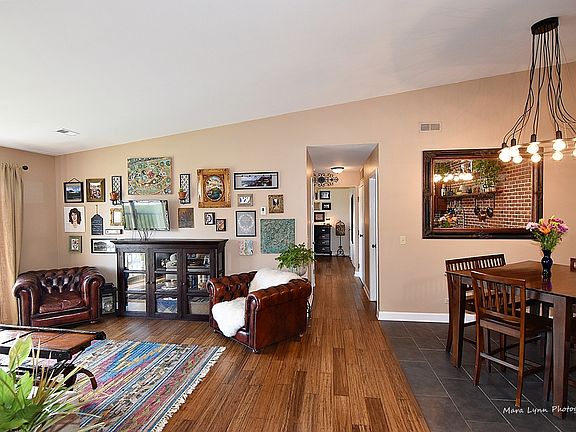 4th image of 1535 Raymond Dr APT 203