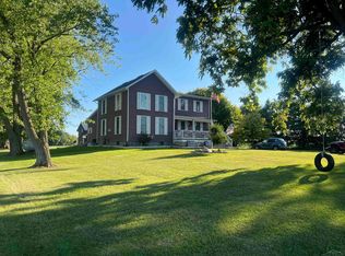5832 Riverview Dr, Saginaw, MI 48722