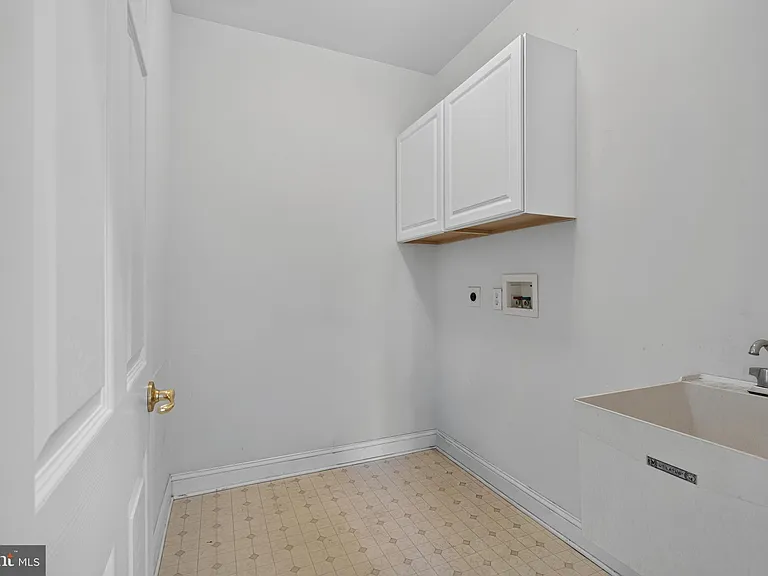 16 Oak Leaf Ln — Photo 55
