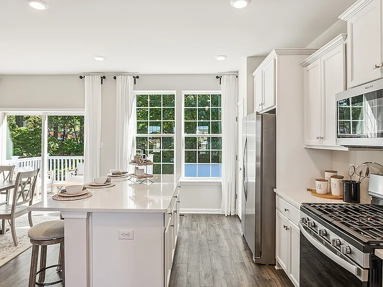 515 N Palace Dr — Photo 11