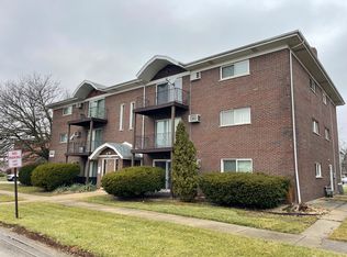 2108 177th St APT 2B, Lansing, IL 60438