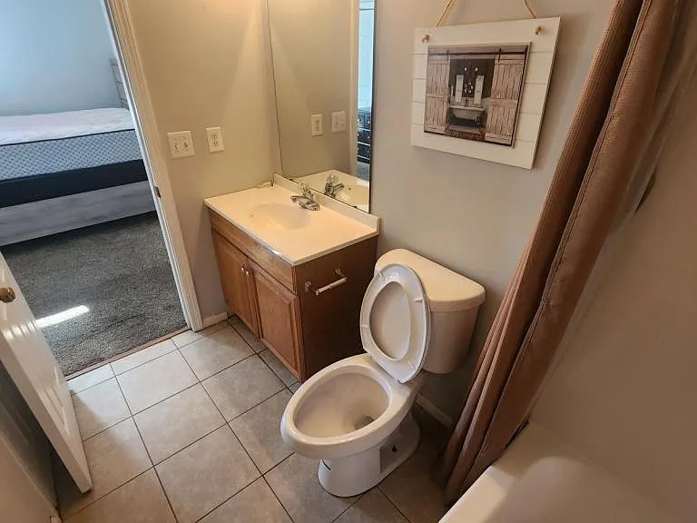 476 River Oaks Dr #64L — Photo 17