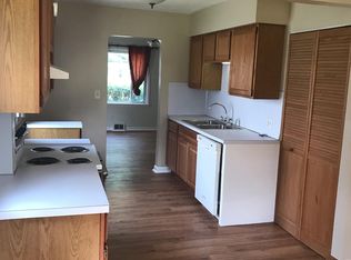 6015 Van Wormer Dr, Toledo, OH 43612