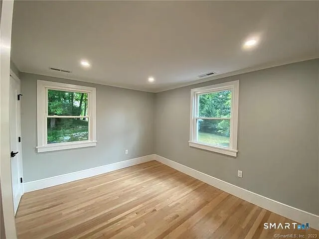 10 Donohue Dr — Photo 13