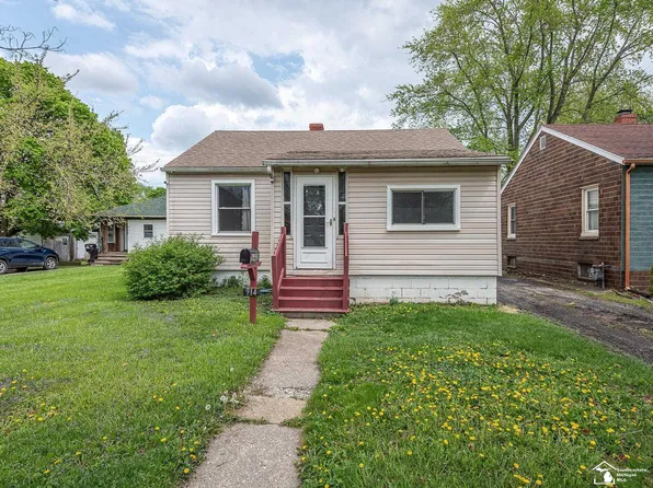 914 Maple Ave, Monroe, MI 48162