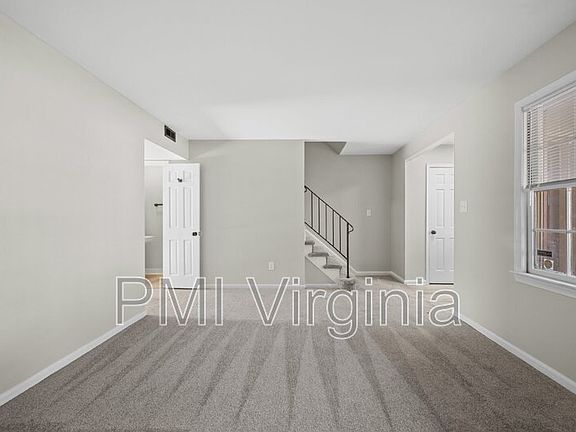 3rd image of 200 Bailiff Ct Unit C