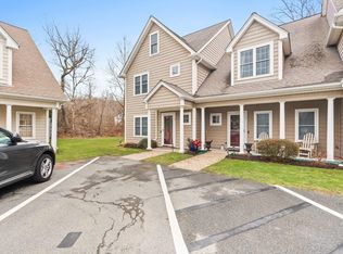 700 Lees River Ave UNIT 4, Somerset, MA 02725