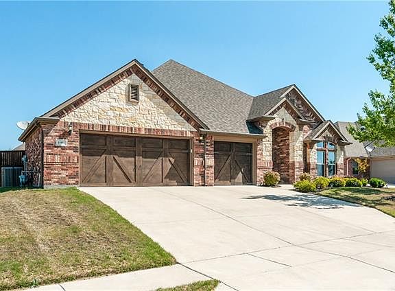 2nd image of 11916 Drummond Ln