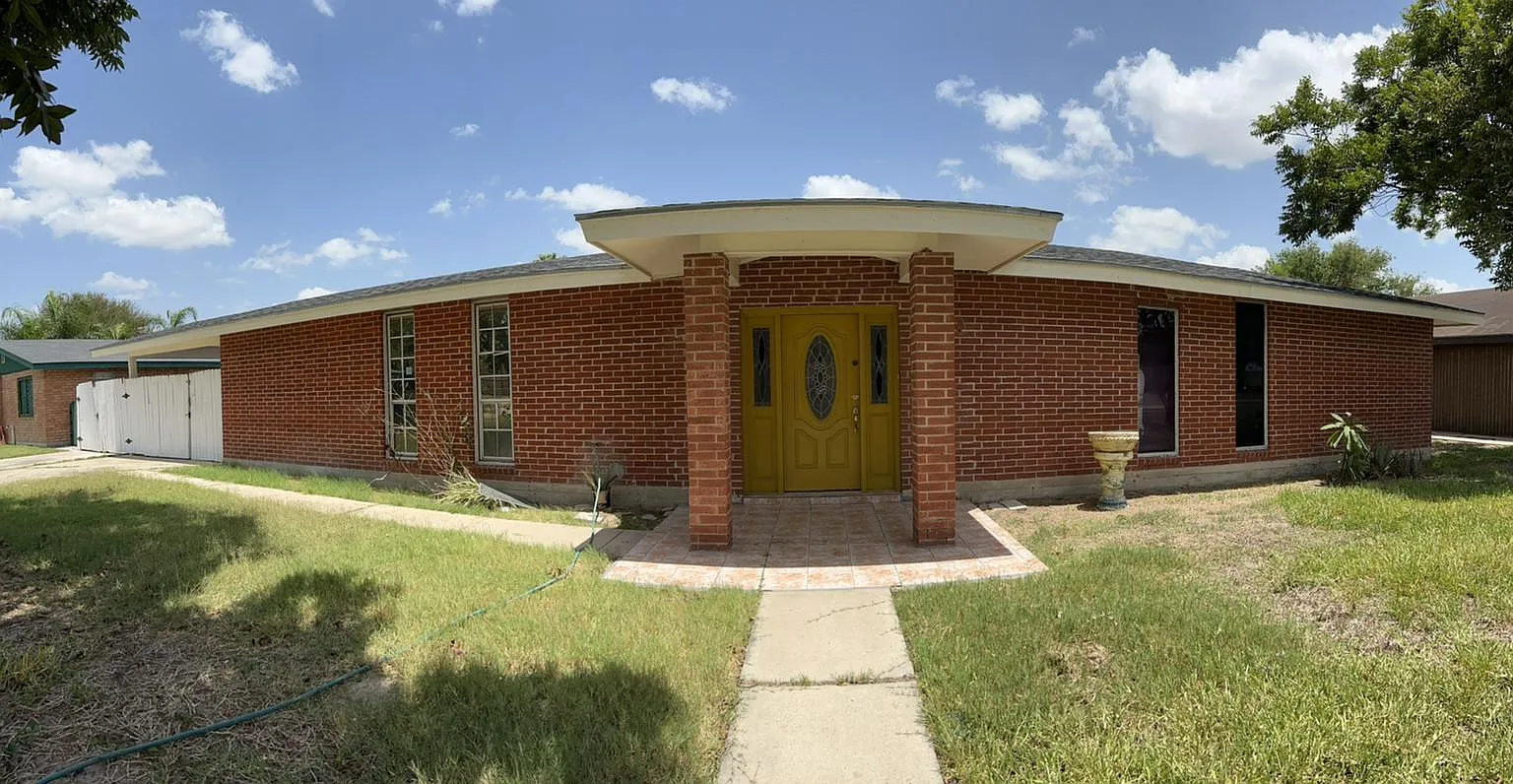 4 bed, 2800 sqft, $1,850 — Photo 2