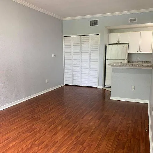 Building Photo - 6384 Raleigh St #2203