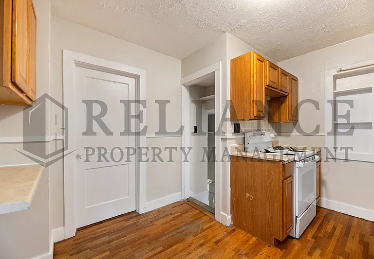 1710 W 1st St N — Photo 14
