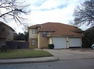 2637 Santa Barbara Dr, Grand Prairie, TX 75052