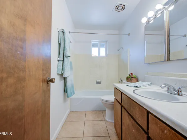 650 N RENNICK Drive, Apache Junction, AZ 85120