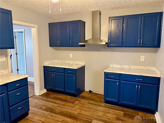 3rd image of 1661 Prospect St