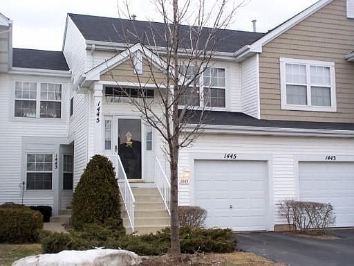 Private Entry w/ Volume Foyer