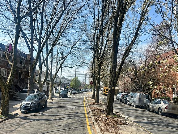 4th image of 7218 Avenue M