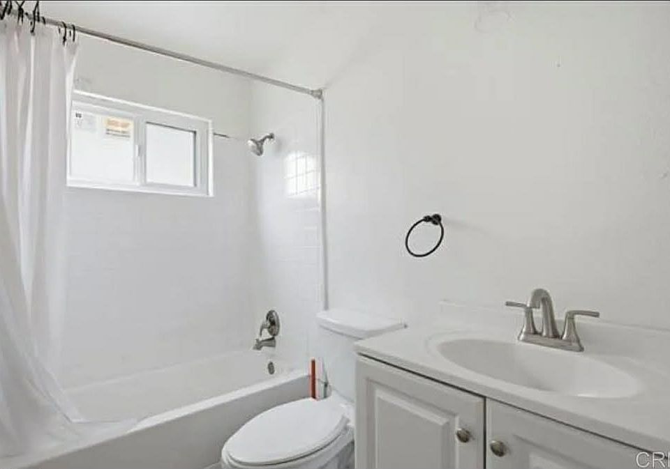 1st image of 1877 Donax Ave #3