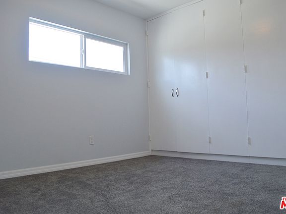 3rd image of 527 Avenue G APT G