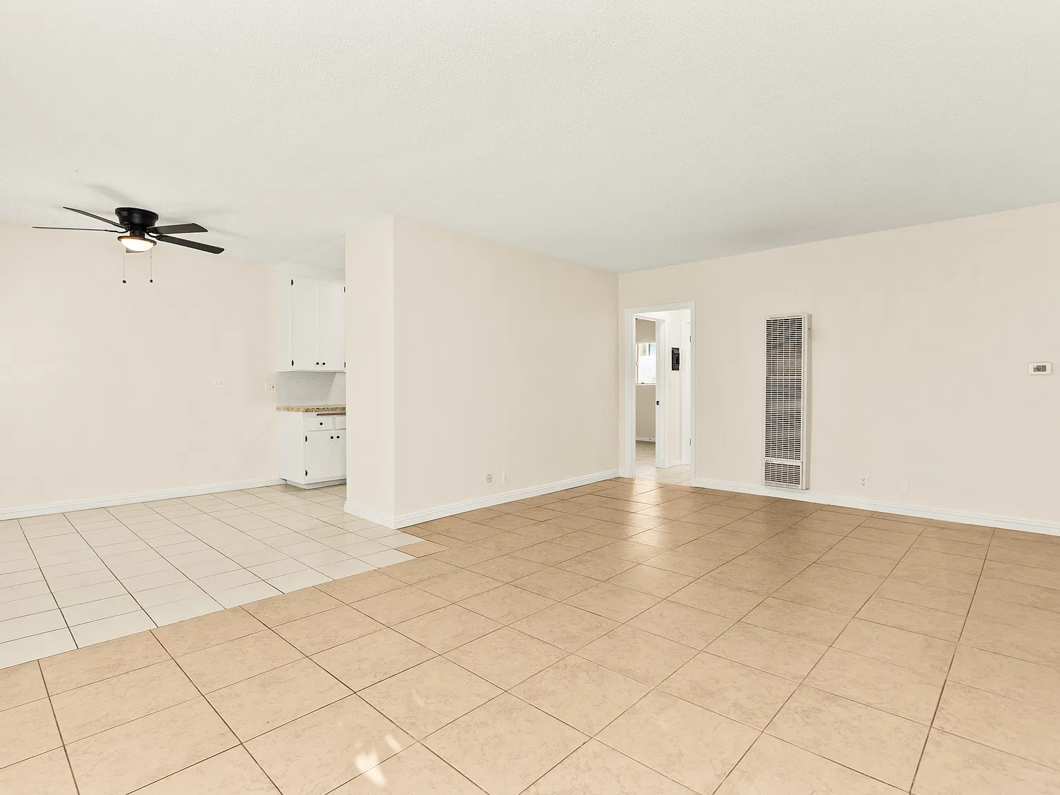 616 N Saint Andrews Pl — Photo 1