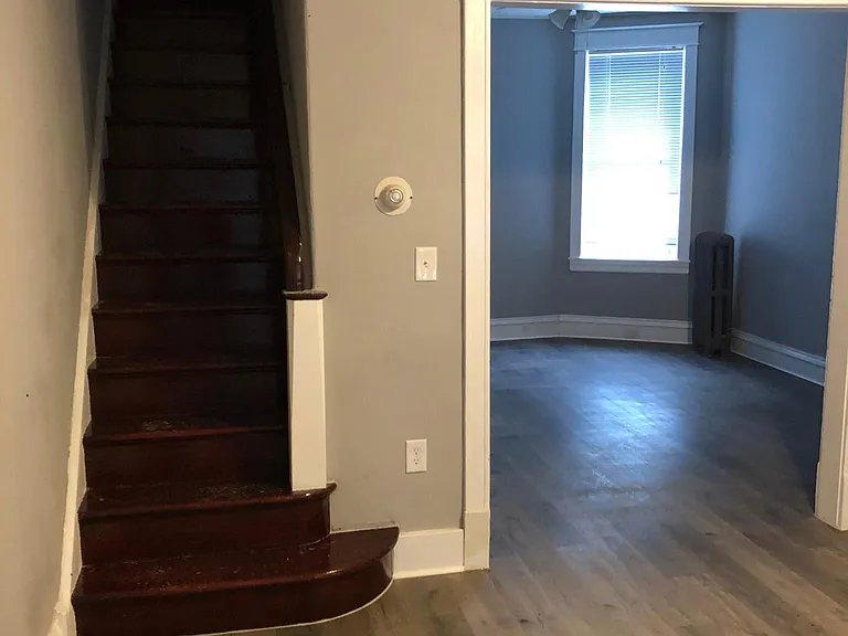 4015 Potter St — Photo 10