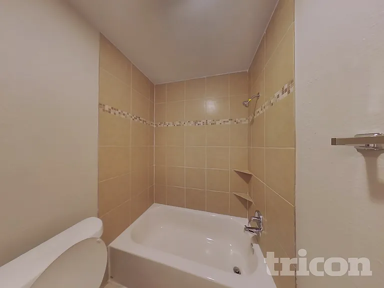 708 Wedgegate Dr — Photo 16
