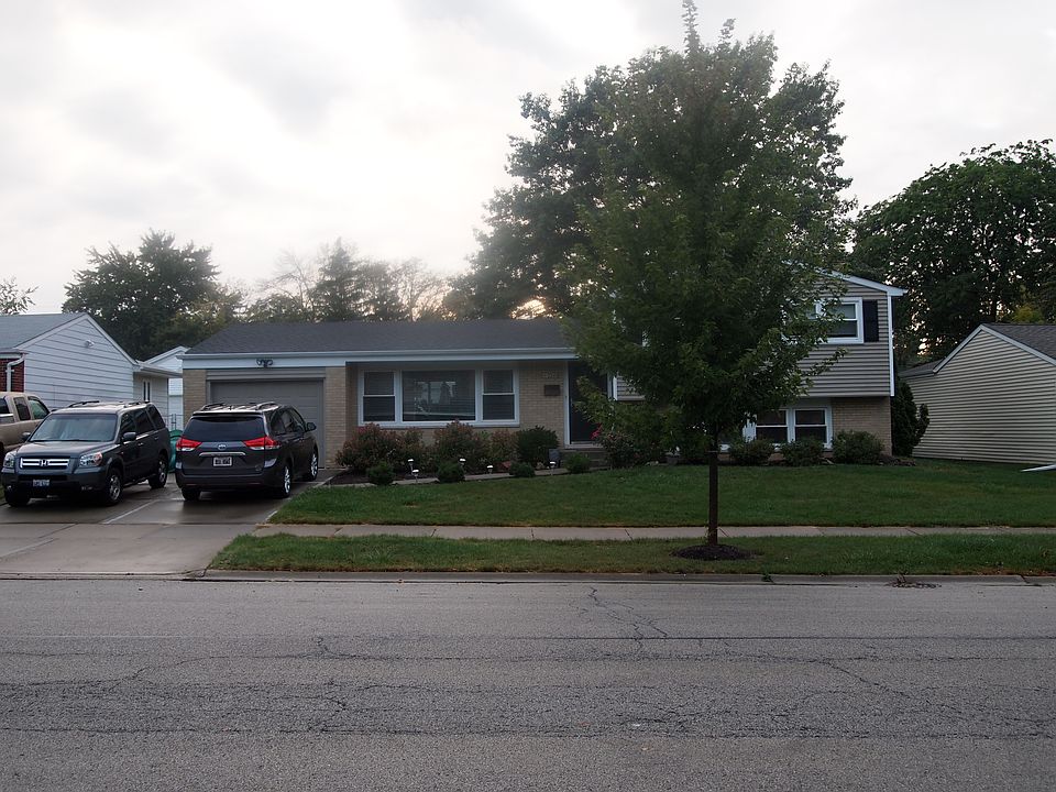 2nd image of 2244 N Champlain St