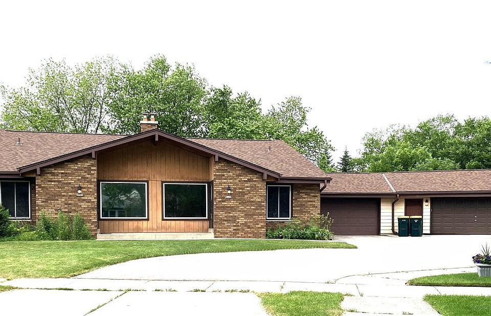 1st image of 9025 South Chicago COURT #9027
