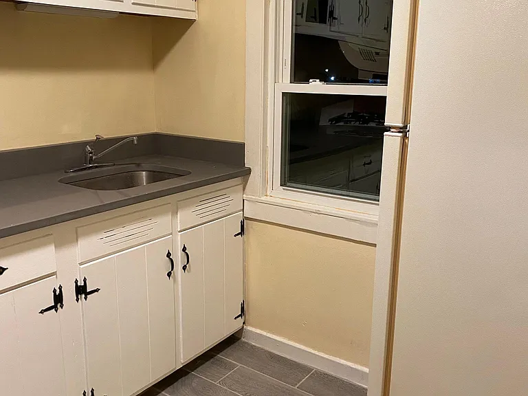 143 Pennsylvania Ave — Photo 6