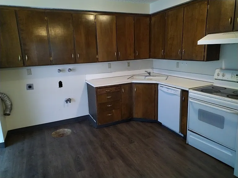 830 E 275 N #2 — Photo 3