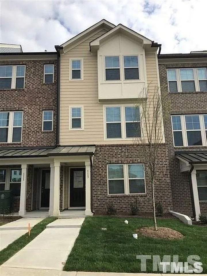 4 bed, 4.0 bath, 2059 sqft, $2,250 — Photo 1
