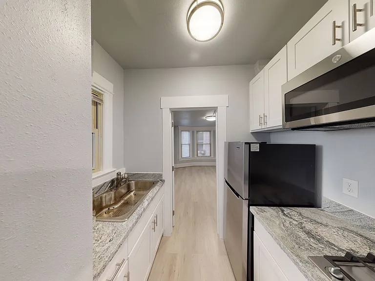 East Union Apartments | Updated Homes Steps from Pike/Pine — Photo 11