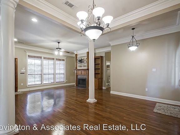 5th image of 2623 Creek Hollow Ave