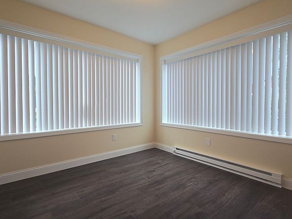 4th image of 920 N Church St #11