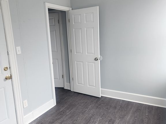 4th image of 4 Seymour St Floor 2