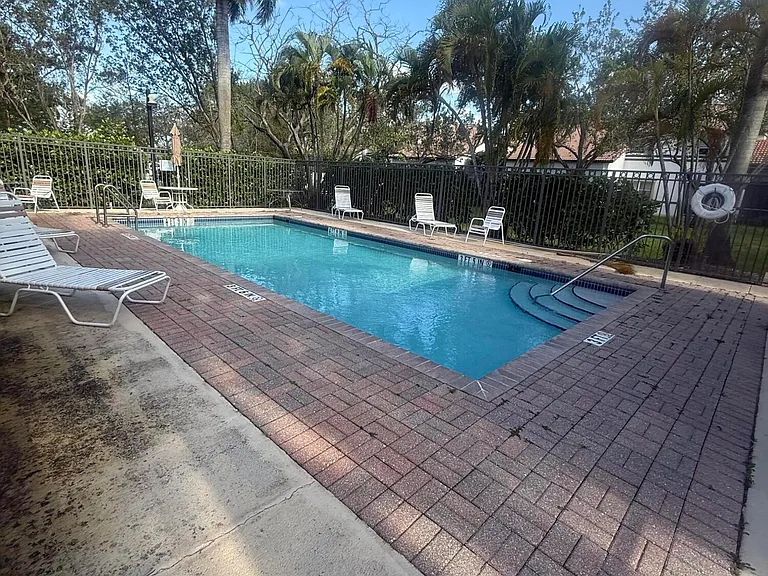 9831 NW 24th St — Photo 56