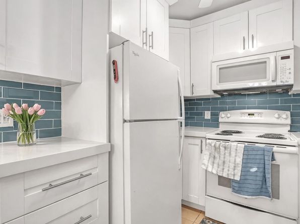 205 Main Blvd APT 2B