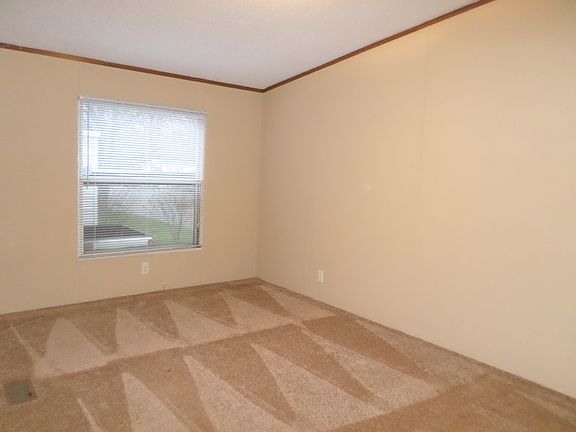 3rd image of 9013 Catskill Ct