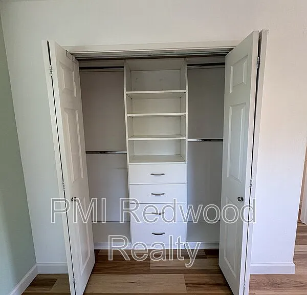 855 15th Ave — Photo 50