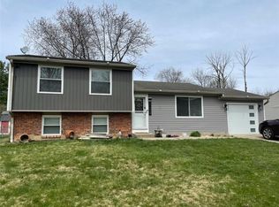 11338 E McDowell Dr, Indianapolis, IN