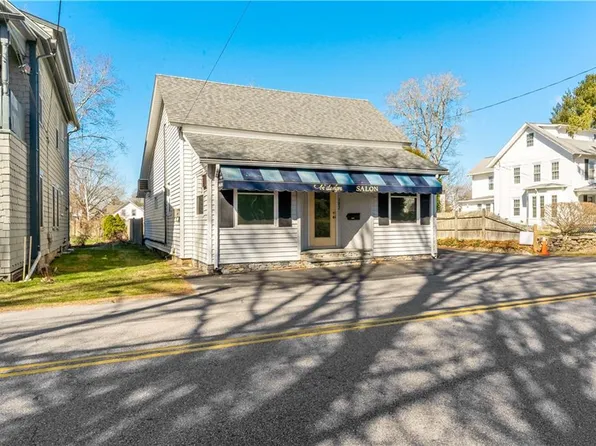 382 Woodruff Ave, Wakefield, RI 02879