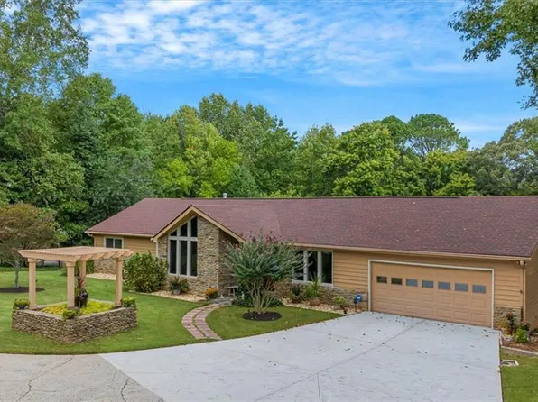 12040 Old Mountain Park Rd NE, Roswell, GA 30075