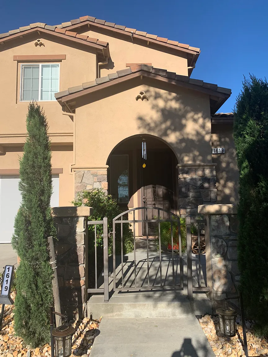 1619 Brubaker St photo 1