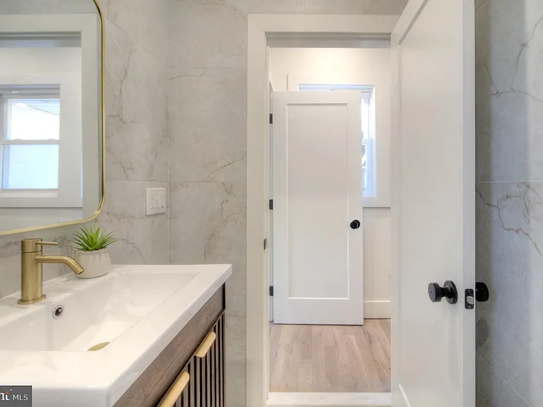123 Park Ave — Photo 28