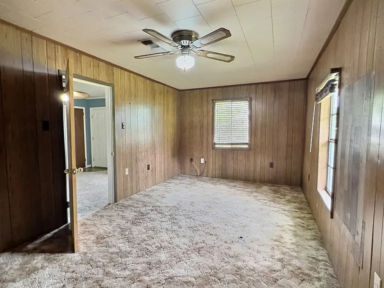 168 Grovewood Ct — Photo 15