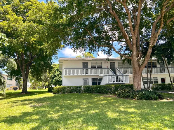 561 DURHAM T #T, Deerfield Beach, FL 33442