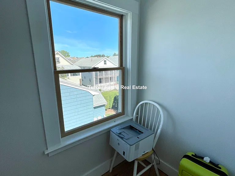 14 Renfrew St — Photo 18